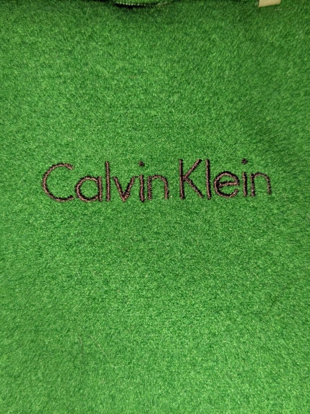 Calvin Klein - Picture 3 of 4